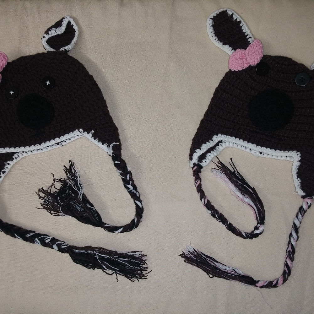 NWOT 2PC. Knitted Hats